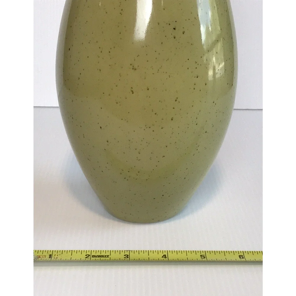 Royal Haeger 2004 Light Green Vase With Dark Speckles 14